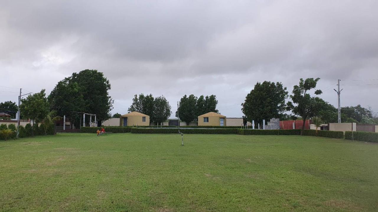 Krishna Farm & Forest Villa Bhuj Exterior photo